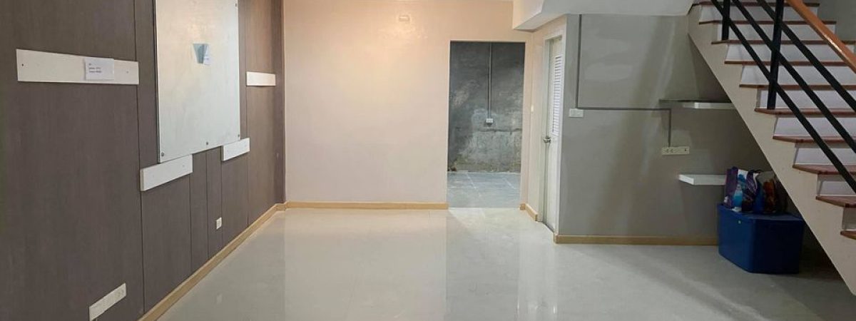 HNRSALE vertico 01