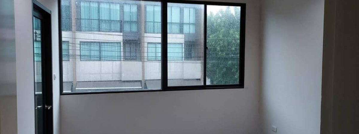 HNRSALEบ้านกลางเมืองลาดพร้าวเสรีไทย 08