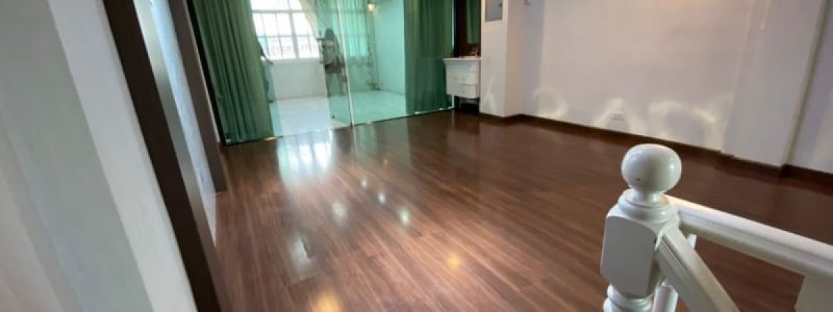 SALE โฮมออฟฟิศ เอกมัย 07