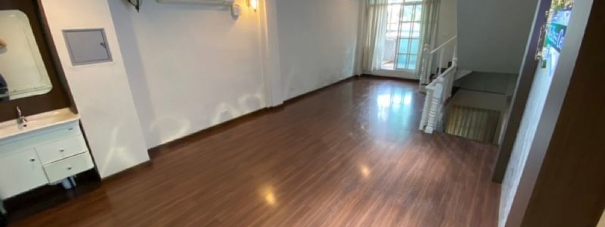 SALE โฮมออฟฟิศ เอกมัย 08